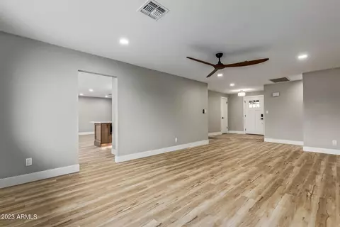 2641 E Cannon Dr, Phoenix, AZ 85028 photo 9