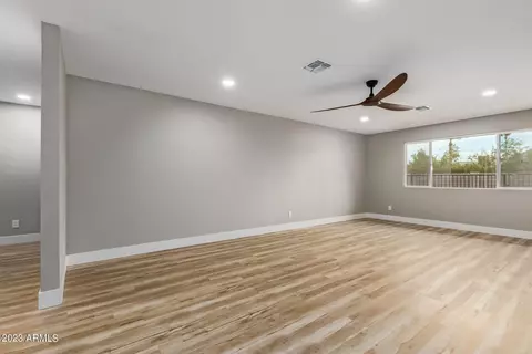 2641 E Cannon Dr, Phoenix, AZ 85028 photo 8