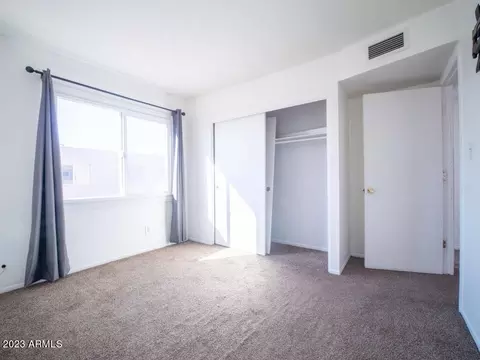 4642 E Southgate Ave, Phoenix, AZ 85040 photo 4
