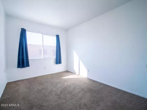 4642 E Southgate Ave, Phoenix, AZ 85040