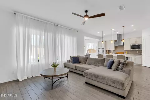10864 E Thunderbolt Ave, Mesa, AZ 85212 photo 6