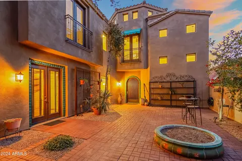 Exterior - 7814 N 16th Dr, Phoenix, AZ 85021 photo 7 of 11