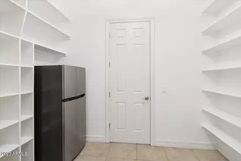 Kitchen - 7814 N 16th Dr, Phoenix, AZ 85021 photo 3 of 4