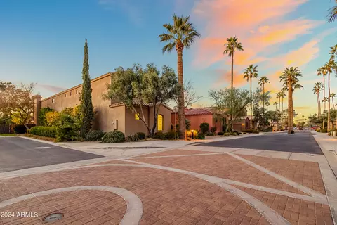 View/Area - 7814 N 16th Dr, Phoenix, AZ 85021 photo 1 of 3