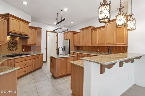 Kitchen - 7814 N 16th Dr, Phoenix, AZ 85021 photo 4 of 4