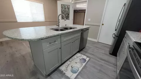 2844 E Coralbell Ave, Mesa, AZ 85204 photo 6