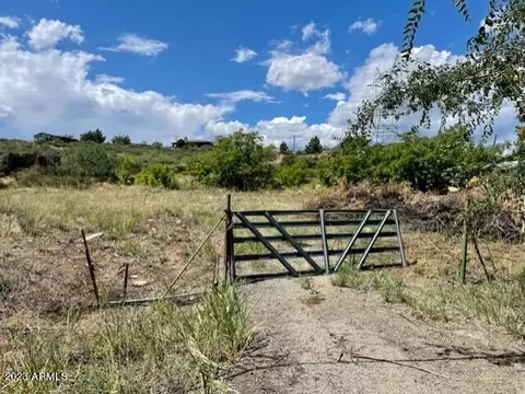10748 S State Route 69 -- #_, Mayer, AZ 86333