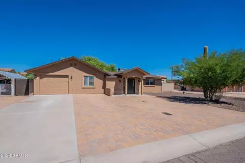 860 E Desert Ave, Apache Junction, AZ 85119