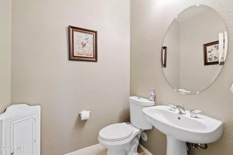 317 E Indigo St, Mesa, AZ 85201 photo 17
