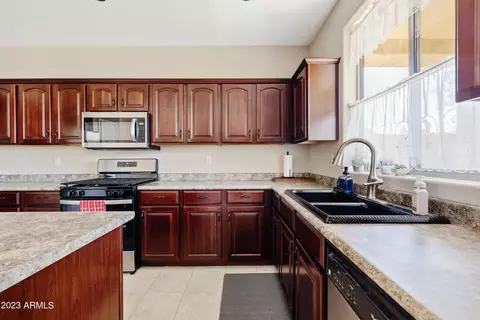 317 E Indigo St, Mesa, AZ 85201 photo 10