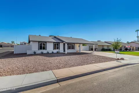 2529 E Commonwealth Cir, Chandler, AZ 85225