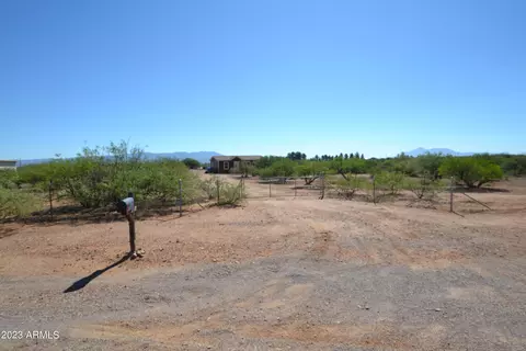 4075 S Lyth Ct, Sierra Vista, AZ 85650