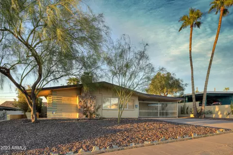 1334 E Golden Ln, Phoenix, AZ 85020