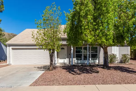4456 E Olney Dr, Phoenix, AZ 85044