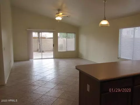688 E Windsor Dr, Gilbert, AZ 85296 photo 5