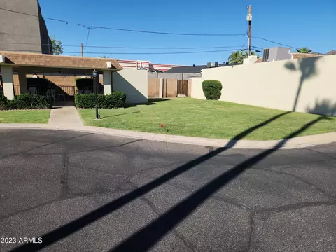 1615 E Borghese Pl, Phoenix, AZ 85016 photo 10
