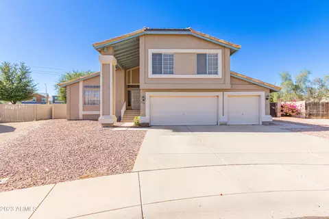 974 S Sunset Ct, Chandler, AZ 85225