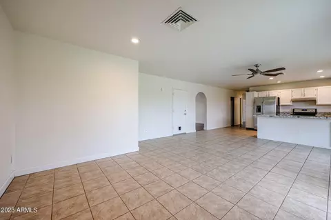 837 E Grandview St, Mesa, AZ 85203 photo 9