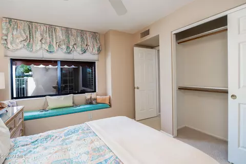 4071 E Round Hill Dr E, Phoenix, AZ 85028 photo 22