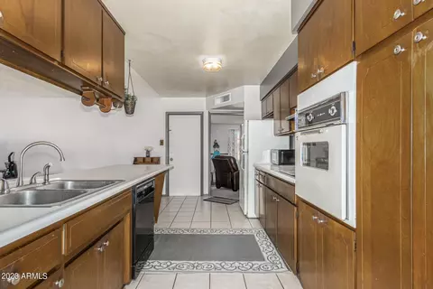 1911 E Cairo Dr, Tempe, AZ 85282 photo 7
