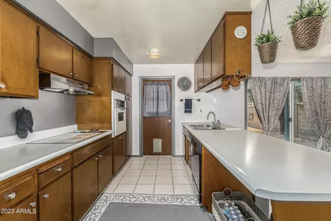 1911 E Cairo Dr, Tempe, AZ 85282 photo 6