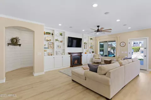 3040 E Packard Dr, Gilbert, AZ 85298 photo 10