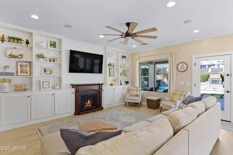 3040 E Packard Dr, Gilbert, AZ 85298 photo 12