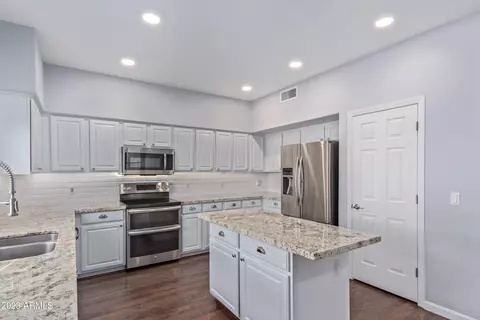 3916 E Renee Dr, Phoenix, AZ 85050 photo 12