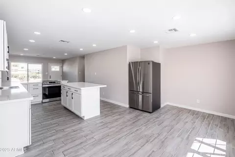 2115 E Greenway Rd, Phoenix, AZ 85022 photo 10