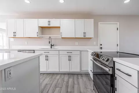 2115 E Greenway Rd, Phoenix, AZ 85022 photo 5
