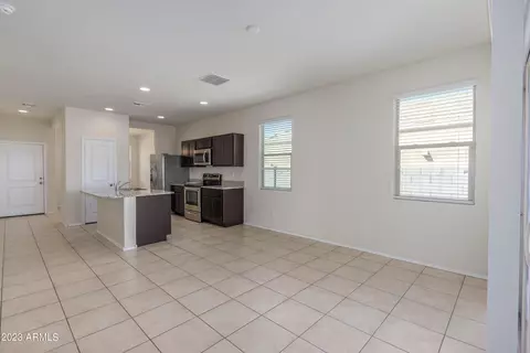 11360 E Aster Ln, Florence, AZ 85132 photo 9