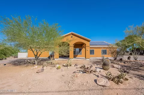 1718 W Maddock Rd, Phoenix, AZ 85086