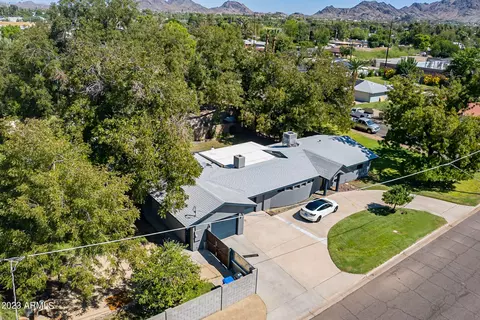 Exterior - 726 E Ocotillo Rd, Phoenix, AZ 85014 photo 25 of 26