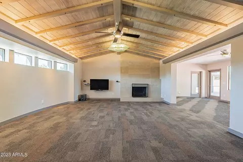 Living - 726 E Ocotillo Rd, Phoenix, AZ 85014 photo 1 of 3