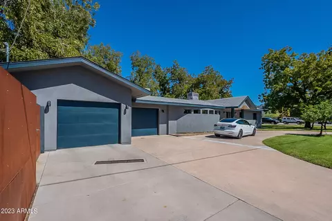Exterior - 726 E Ocotillo Rd, Phoenix, AZ 85014 photo 6 of 26