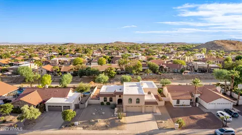 3835 E Ahwatukee Dr, Phoenix, AZ 85044
