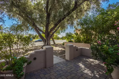 1864 E Redfield Rd, Tempe, AZ 85283 photo 4
