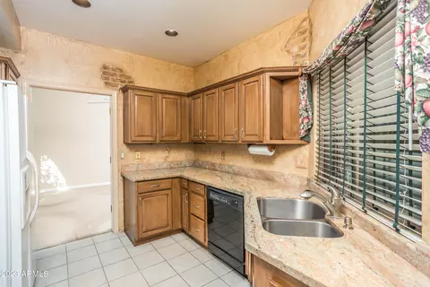 1864 E Redfield Rd, Tempe, AZ 85283 photo 13