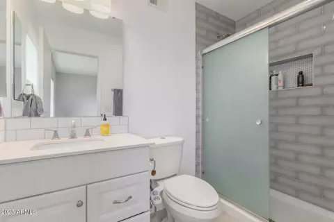 945 W La Jolla Dr, Tempe, AZ 85282 photo 20