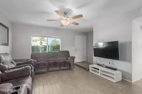 945 W La Jolla Dr, Tempe, AZ 85282 photo 6