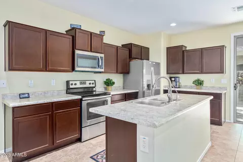 1642 S Desert View Pl, Apache Junction, AZ 85120 photo 9
