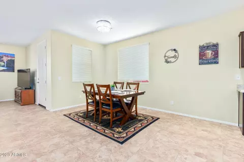 1642 S Desert View Pl, Apache Junction, AZ 85120 photo 6
