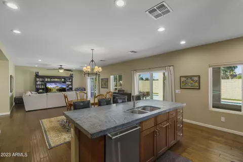 1716 E Palmaire Ave, Phoenix, AZ 85020 photo 11