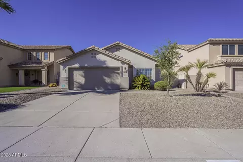 4252 E Raven Rd, Phoenix, AZ 85044
