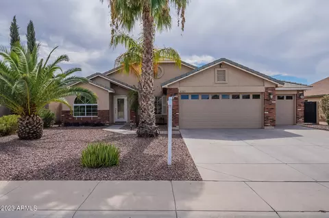 4387 E Meadow Land Dr, San Tan Valley, AZ 85140