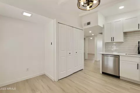 4740 N 14th St, Phoenix, AZ 85014 photo 3