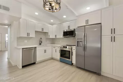 4740 N 14th St, Phoenix, AZ 85014