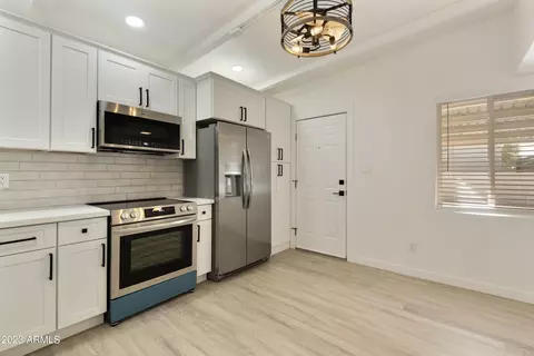 4740 N 14th St, Phoenix, AZ 85014 photo 2