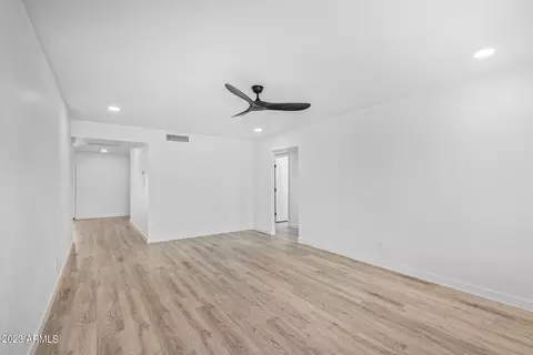 11216 N 43rd Dr, Glendale, AZ 85304 photo 5