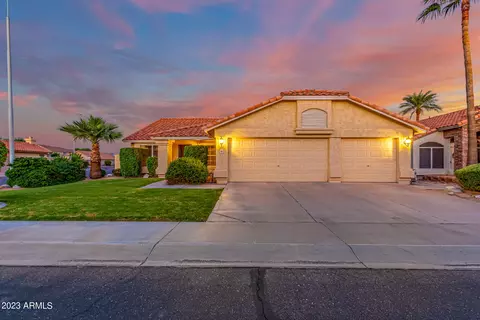 1091 S Longmore St, Chandler, AZ 85286
